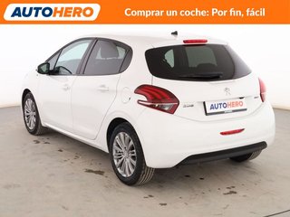 Peugeot 208 1.2 PureTech Style