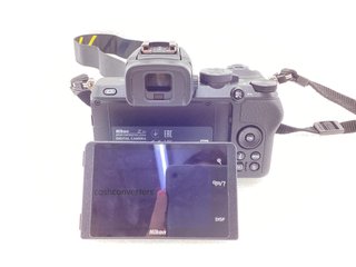 camara digital evil nikon z50