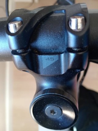 Specialized Turbo Levo Talla M/S3 ( 168/180) .