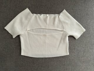 Top blanco escotado