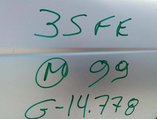 Toyota 5323557 faro izq 54533366 avensis berlina