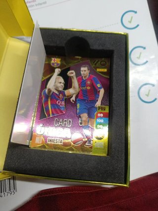 Caja Adrenalyn XL Dynasty 24-25