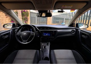 Toyota Auris 2018 híbrido