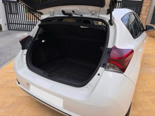 Toyota Auris 2018 híbrido