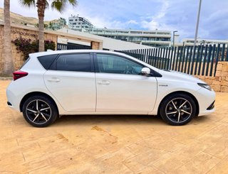 Toyota Auris 2018 híbrido