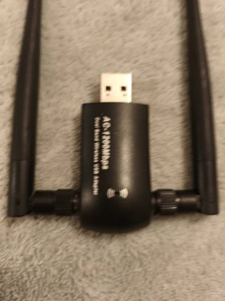 Adaptador WiFi USB AC1200 Dual Band