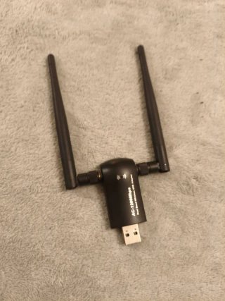 Adaptador WiFi USB AC1200 Dual Band