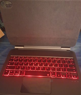 Funda Teclado Magic Keyboard iPad 10/11