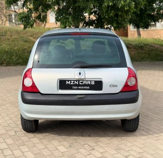 Renault Clio 2004