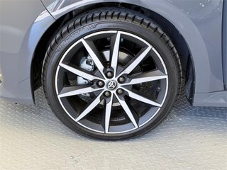 TOYOTA Yaris GR SPORT