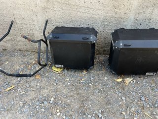 Soporte y maletas laterales de aluminio. Yamaha XT