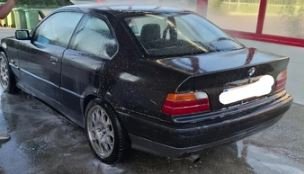 BMW E36 325i