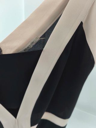 Abito Intimissimi nero con dettagli beige