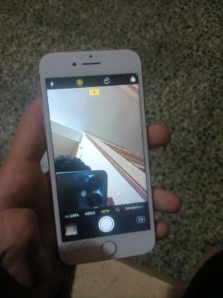 iPhone 8 128GB Argento