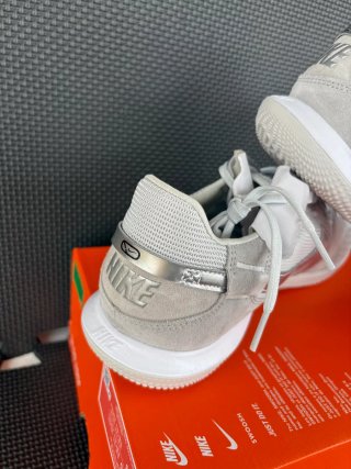 Zapatillas Futsal Nike Gris/Plata