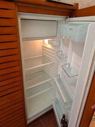 Cocina modular madera y cristal