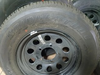 5 Ruedas Suzuki Jimny Pro  195/80/R15 96S H/T