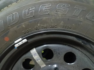 5 Ruedas Suzuki Jimny Pro  195/80/R15 96S H/T