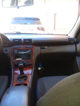 Mercedes-Benz  GLE 2001