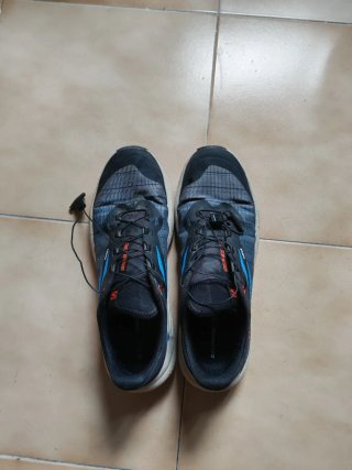 Salomon Genesis Talla 46
