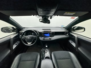 Toyota Rav4 2.5l hybrid 2WD Feel!