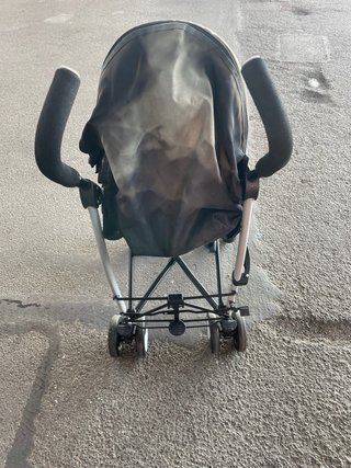 Passeggino Chicco nero e grigio