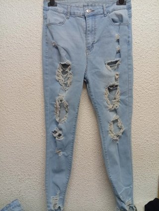2 Vaqueros Rotos Talla 40 y 42
