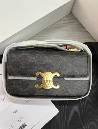 Bolso Celine Piel Negro y Dorado