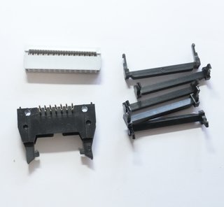 LOTE DE CONECTORES - PILA 9V - VGA - HDMI - D SUB