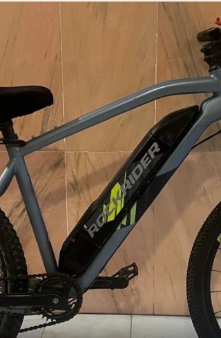 Bicicleta de montaña gris y negra 602440580
