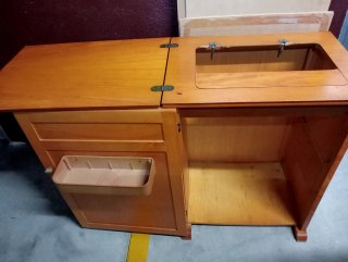 Se regala mueble de madera