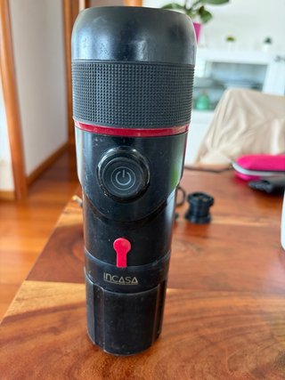Cafetera In-Casa para Coche