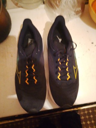 Deportivas Mizuno Negras y Multicolor