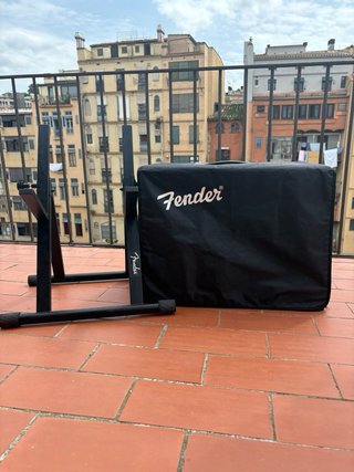 Fender Hot Rod Deluxe IV + soporte