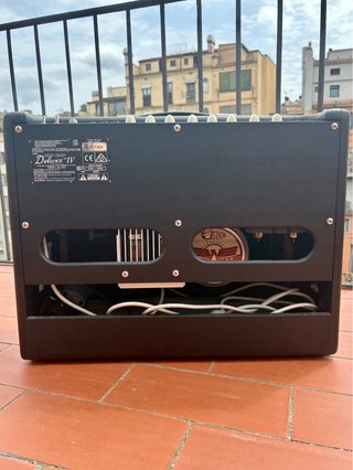 Fender Hot Rod Deluxe IV + soporte