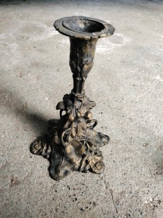 Candelabro antiguo de metal 22 cm