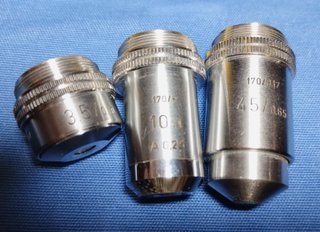 Microscopio Lomo Biolam con 3 objetivos Leitz