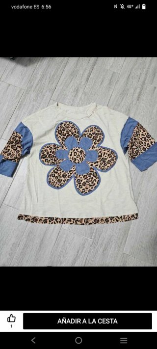 Camiseta bohemia con estampado floral de leopardo