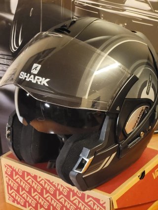 Casco Modular Shark Evoline 3