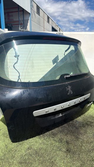 Portón Peugeot 308 SW