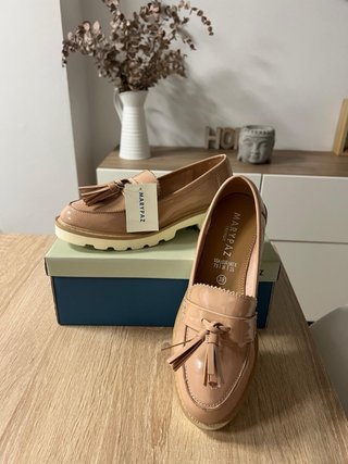 Zapatos Marypaz Talla 38 Beige Nuevos