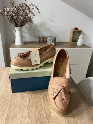 Zapatos Marypaz Talla 38 Beige Nuevos