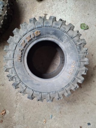 Neumático Maxxis RAZR 2 AT20X11-9