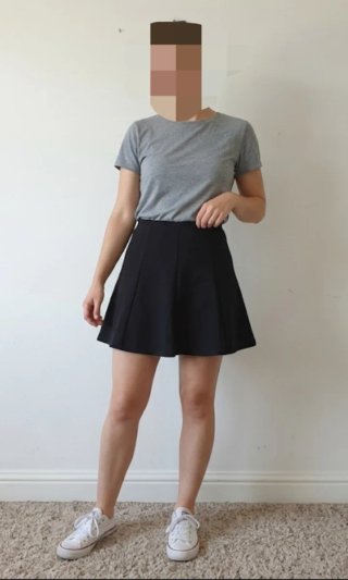Falda skater negra Stradivarius Talla M
