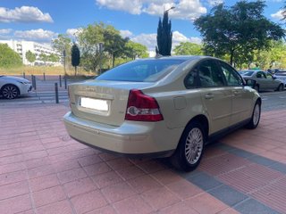 Volvo S40 2.4 Auto Momentum