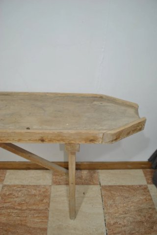 Antiguo entremiso de pino