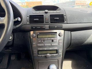 Toyota Avensis 2.0 16V Linea Terra