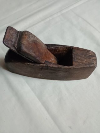 Cepillo carpintero antiguo madera