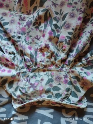 Vestido floral para bebé