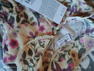 Vestido floral para bebé